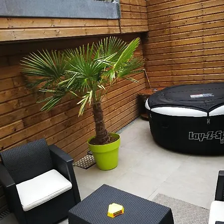 Agreable Maison De Au Coeur De Lägenhet